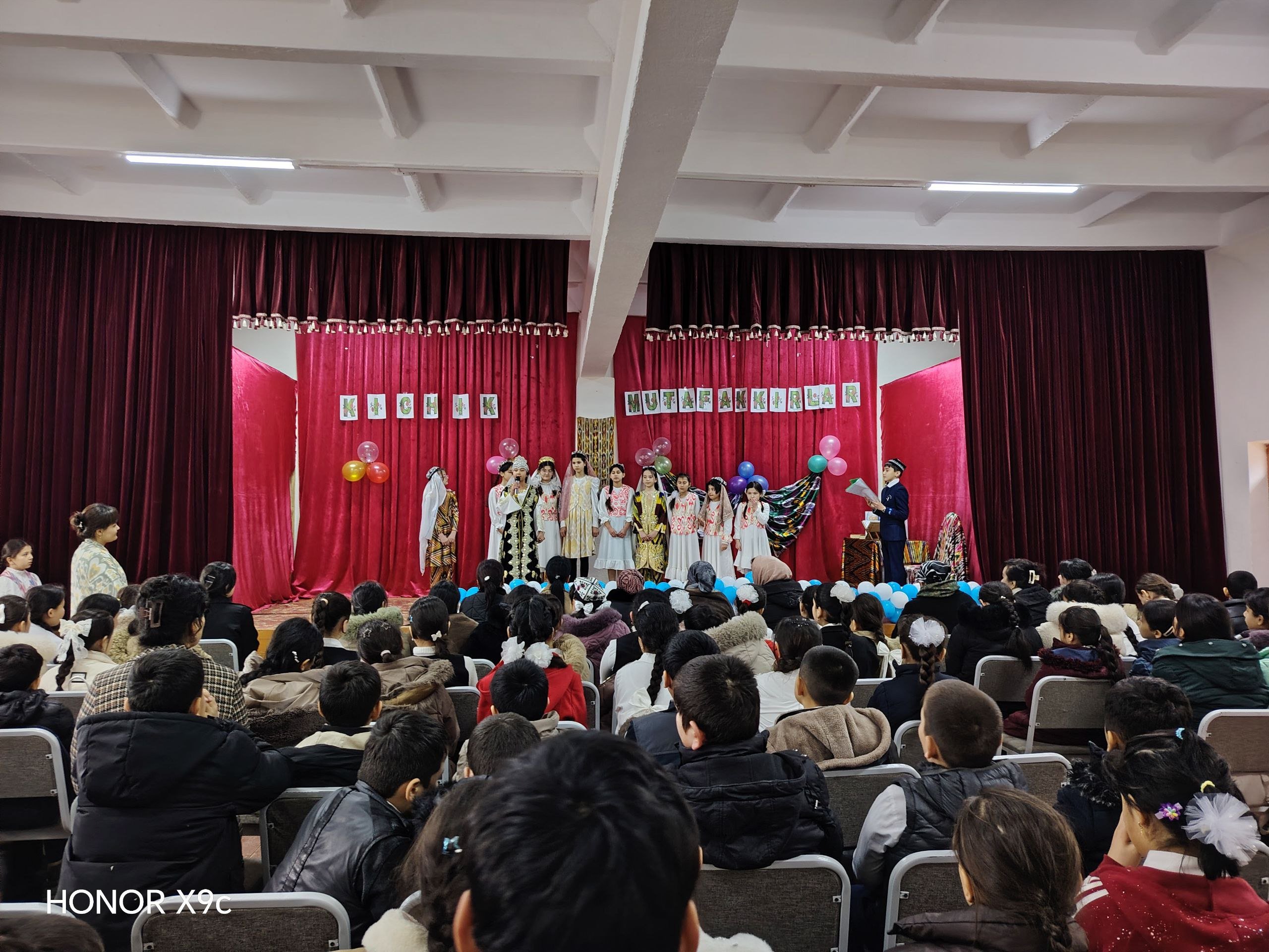 Alisher Navoiy tavalludining 585 yilligi